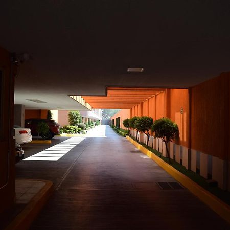 Hotel & Suites La Marquesa Toluca Exterior foto