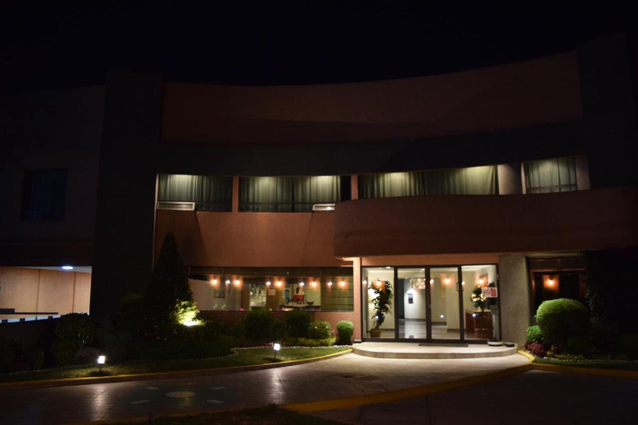 Hotel & Suites La Marquesa Toluca Exterior foto