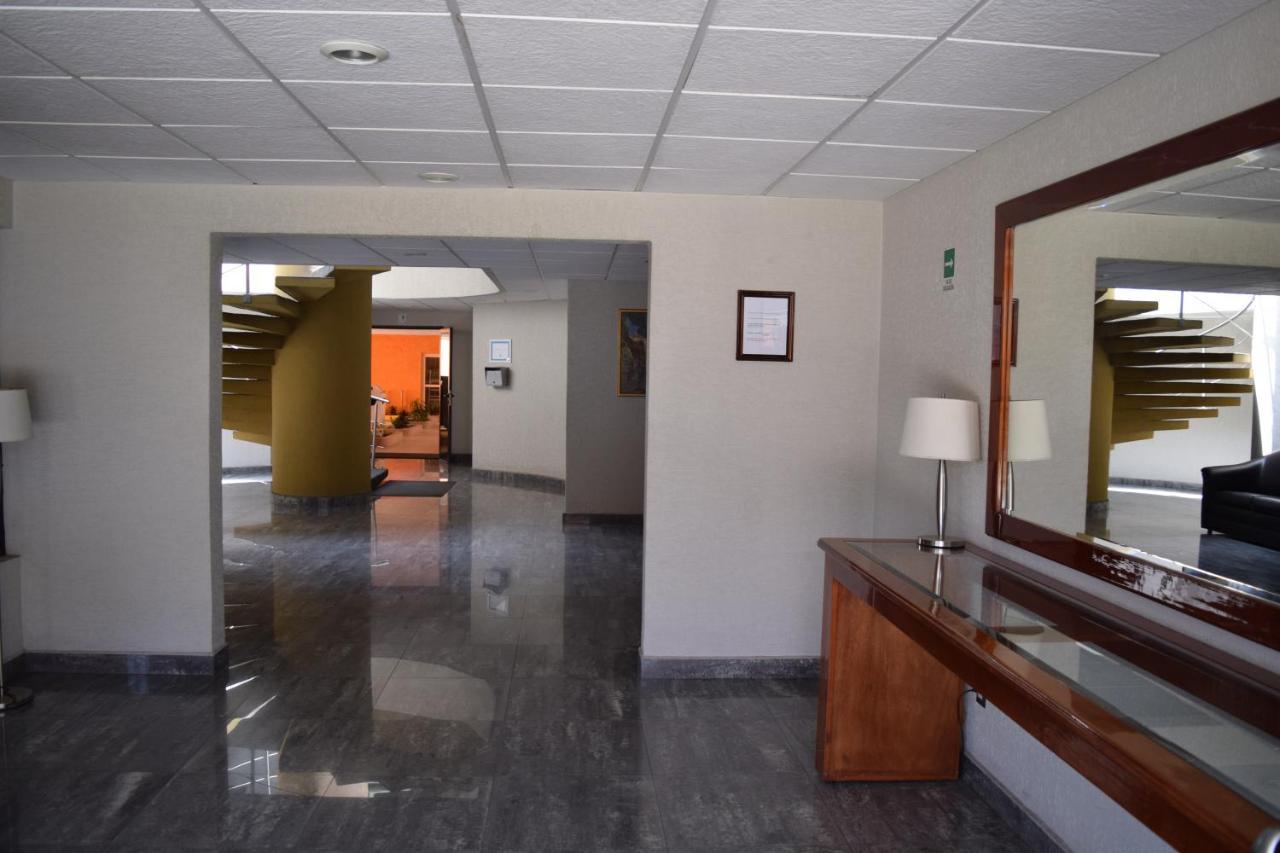 Hotel & Suites La Marquesa Toluca Exterior foto